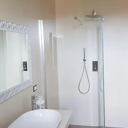 Venus Hotel 4*