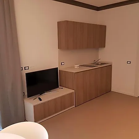 Venus Hotel 4*