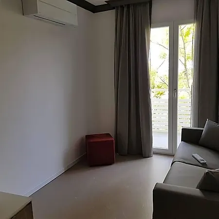Venus Hotel 4*