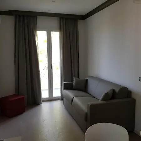 Venus Hotel 4*