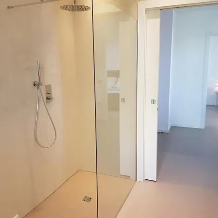 Venus Hotel 4*